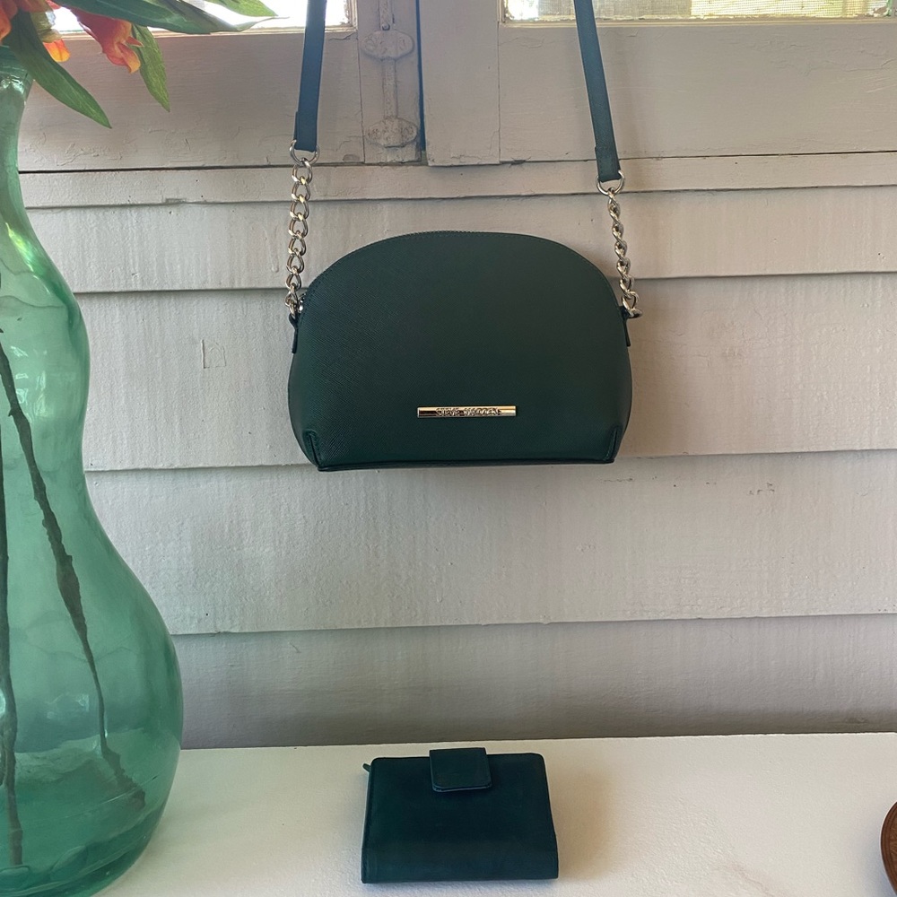 STEVE MADDEN Emerald Green Cross Body Purse +plus Green Wallet